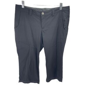 Eddie Bauer Travex Womens Capri Pants Cargo Stretch Flat Front Hiking black 8